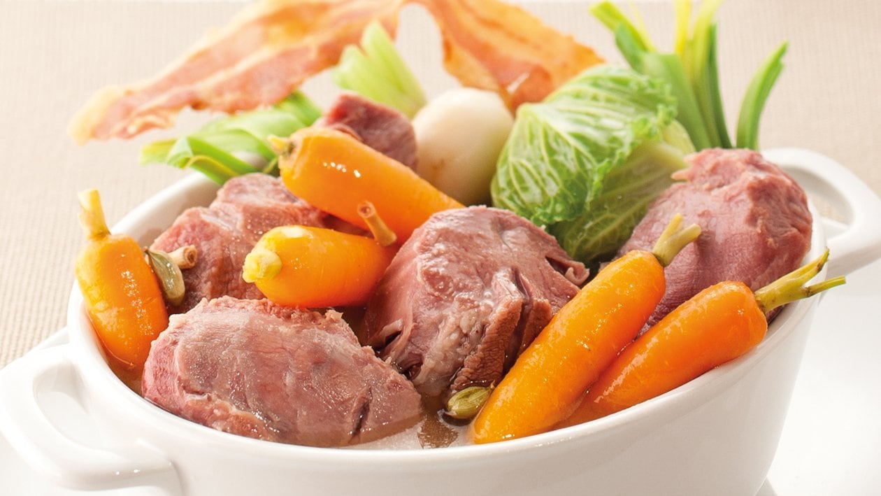 Pot au feu Breton de cochon de lait et lard grillé – - Recette